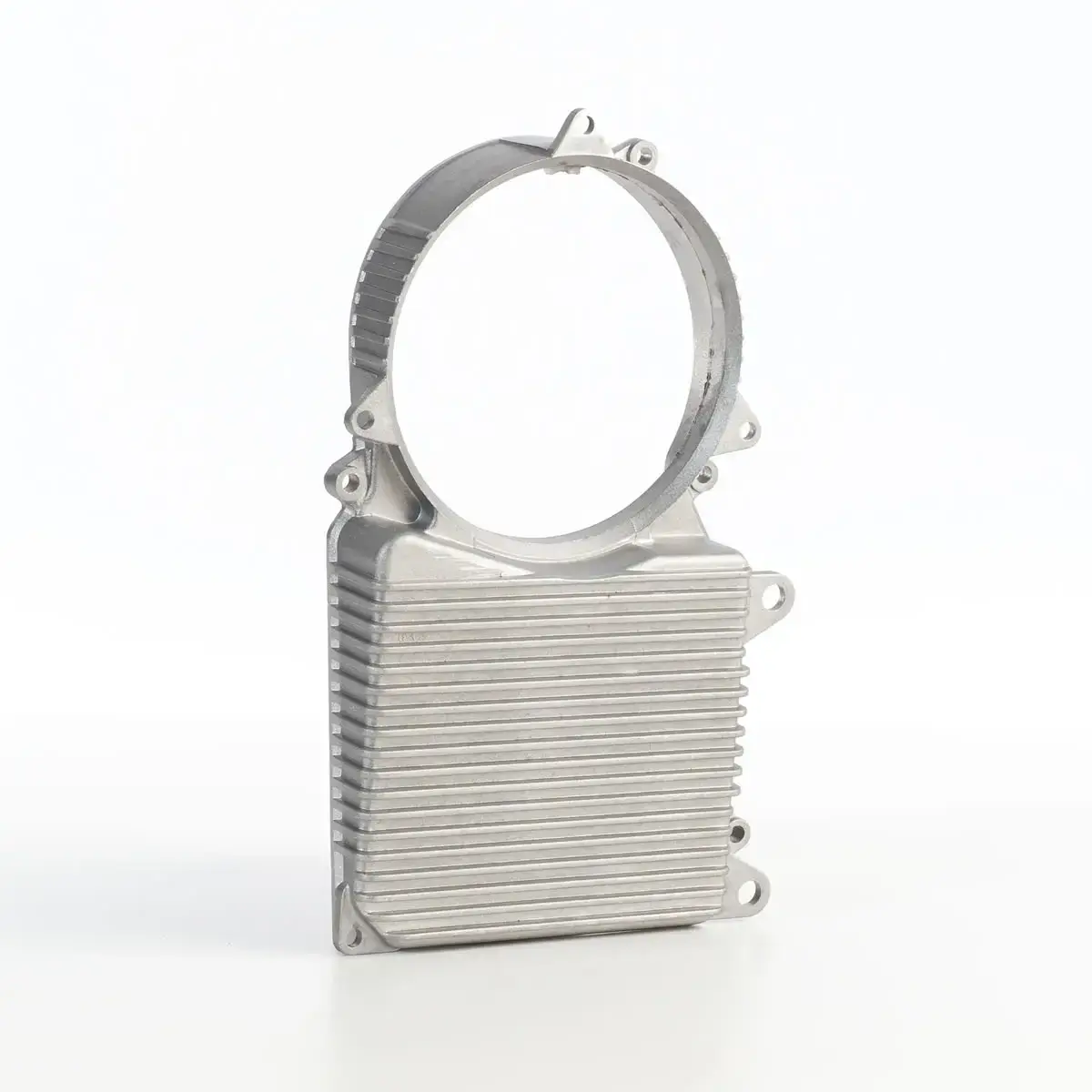 Cerchio flangiato per scatola componenti in alluminio pressofuso con dissipatore alettato