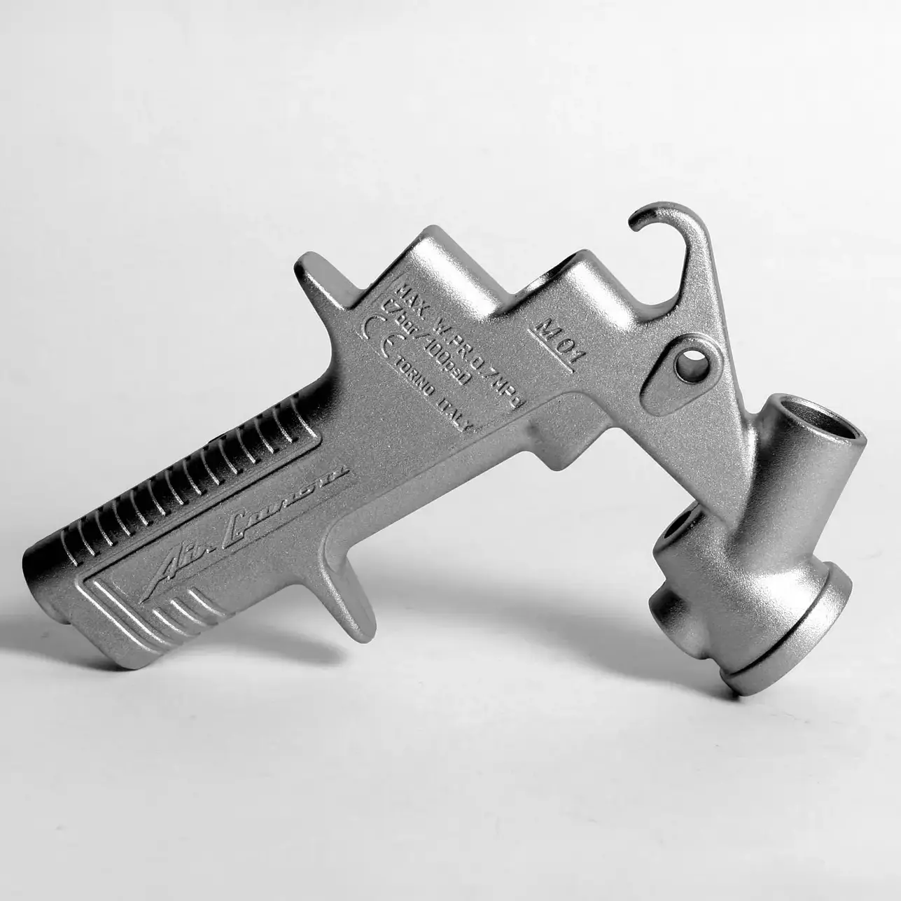 Corpo di un aerografo in alluminio pressofuso realizzato da Metalfusioni